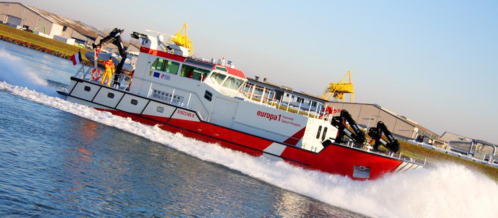 Deutsch-französisches Feuerlöschboot auf dem Rhein „EUROPA 1“