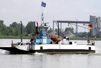 Informations- und Verkehrsleitsystem für die Nutzer der Rheinfähren