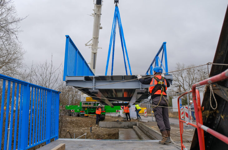 Neue grenzüberschreitende Fußgänger- und Radfahrerbrücke