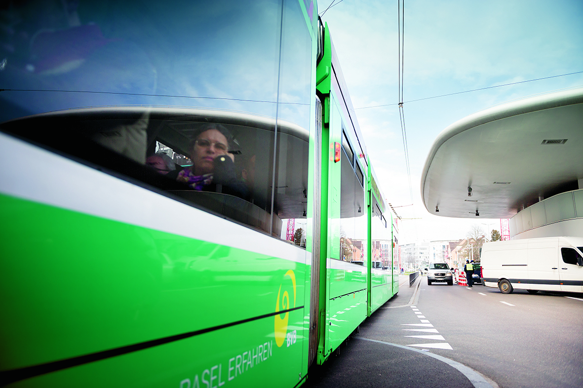 Verlängerung der Tramlinie 8 von Kleinhüningen (Basel-Stadt, CH) nach Weil am Rhein (D)