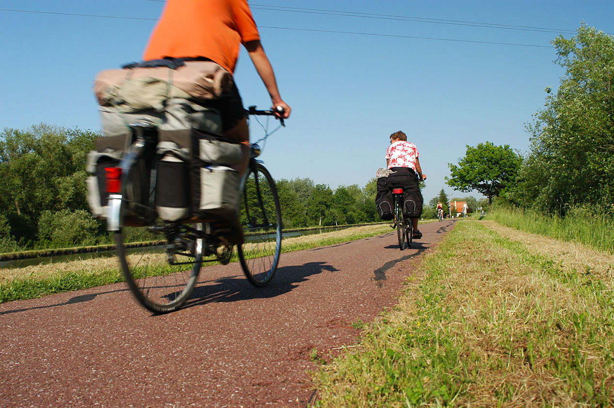 Studie zur Verbesserung der Sicherheit von Fahrradfahrern und Fußgängern auf den Brücken zwischen Chalampé und Neuenburg